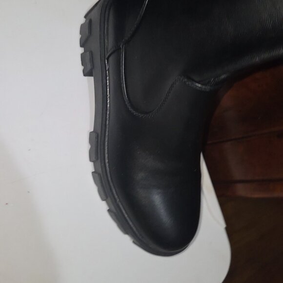 Eureva tall thigh high boots - Picture 3 of 5